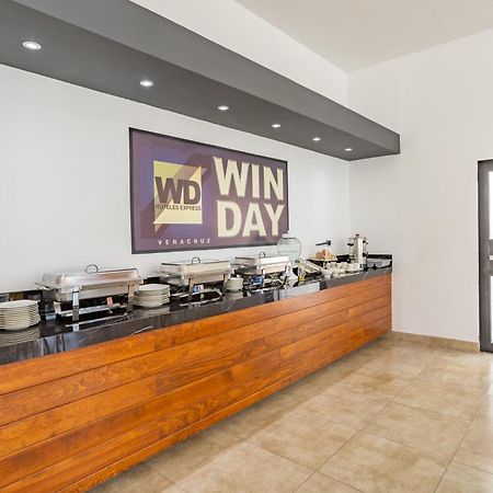 Winday Hotel Express Veracruz Buitenkant foto